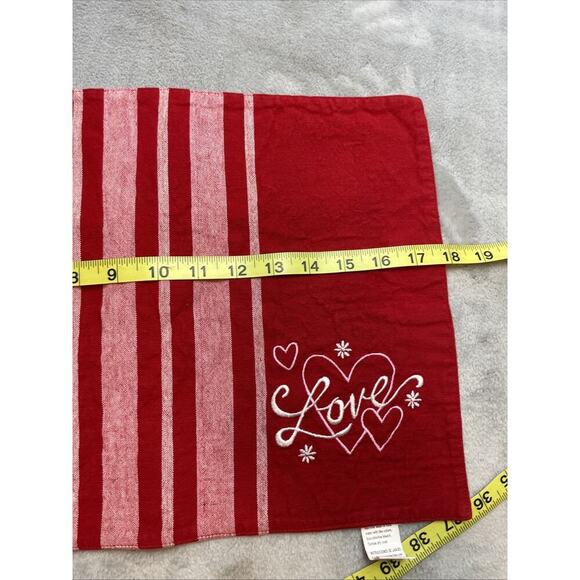 "Love" Valentines Day Placemats Set of 4 Red Stripe Embroidered Heart 12"x18" - Picture 6 of 7